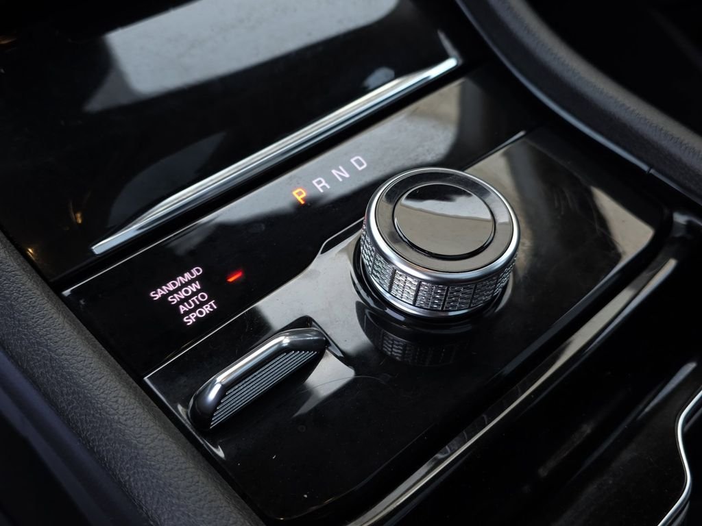 Used 2022 Black Jeep Limited image 38