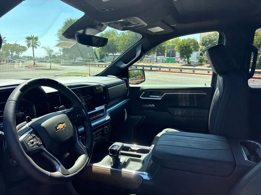 2026 Chevrolet Silverado 1500 High Country - Photo 14