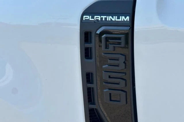 New 2026 Star White Metallic Tri-Coat Ford F-350® Platinum® image 44