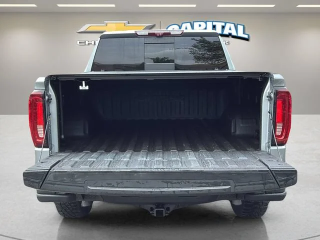 Used 2023 Sterling Metallic GMC AT4X image 32