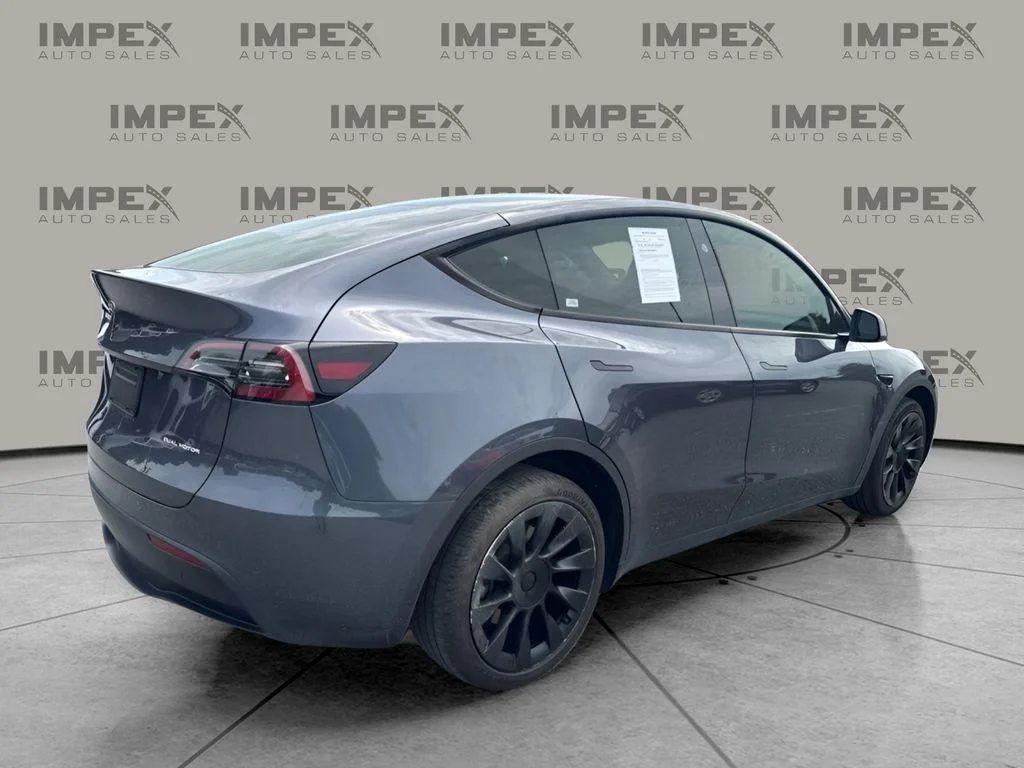 Used 2023 Gray Tesla Long Range image 3