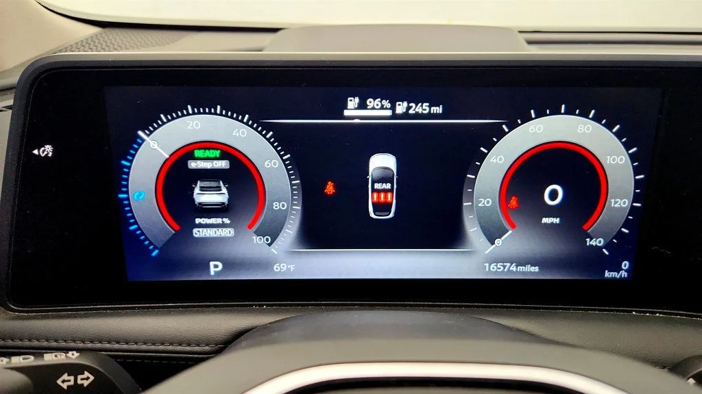Used 2025 Deep Ocean Blue Pearl/Black Diamond Pearl Nissan EVOLVE+ FWD image 14