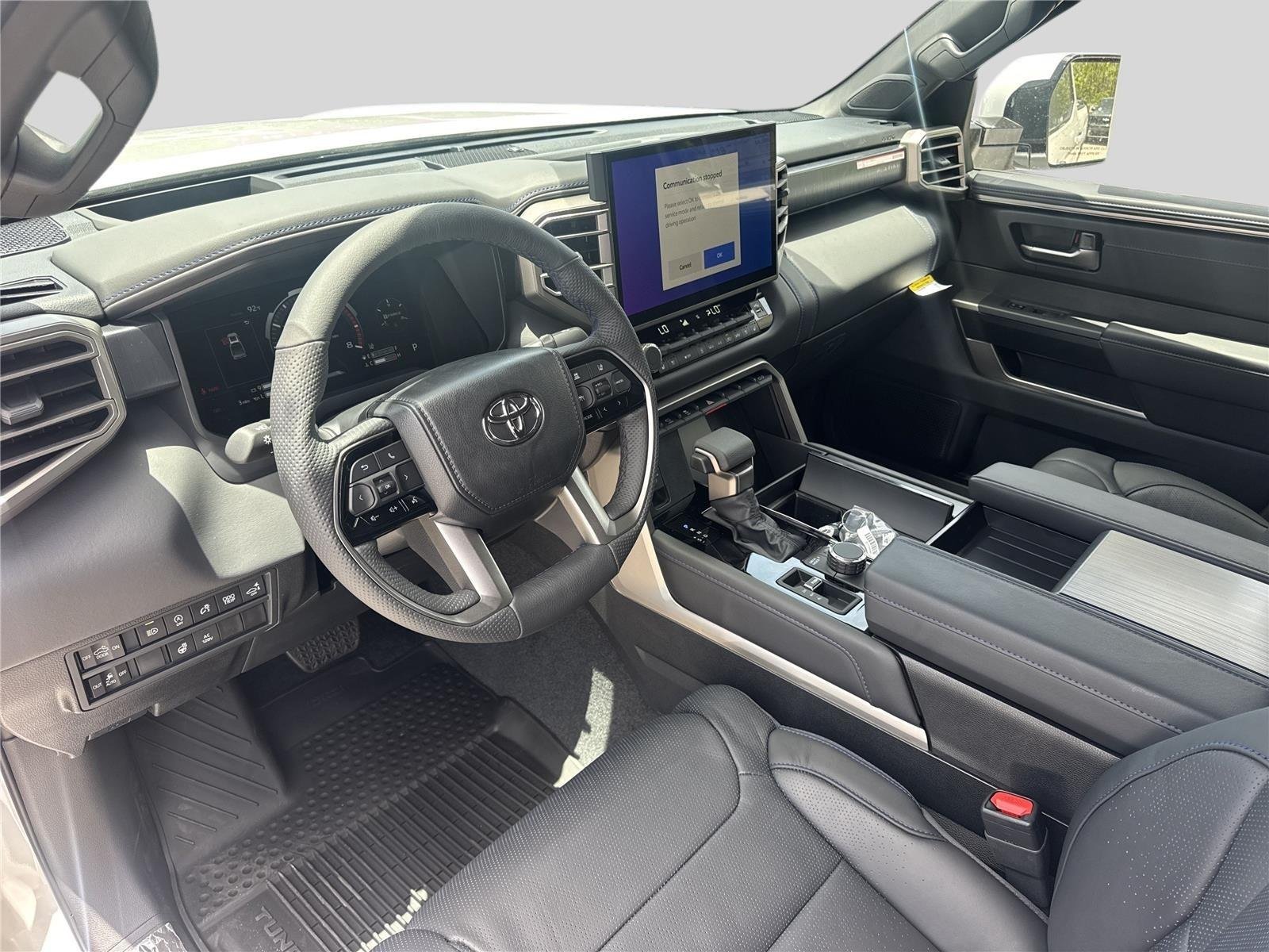 New 2026 Wind Chill Pearl <sup>1</sup> Toyota  Platinum image 8