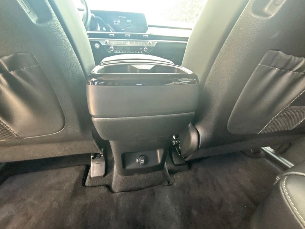 Certified Used 2025 Green Kia S image 21