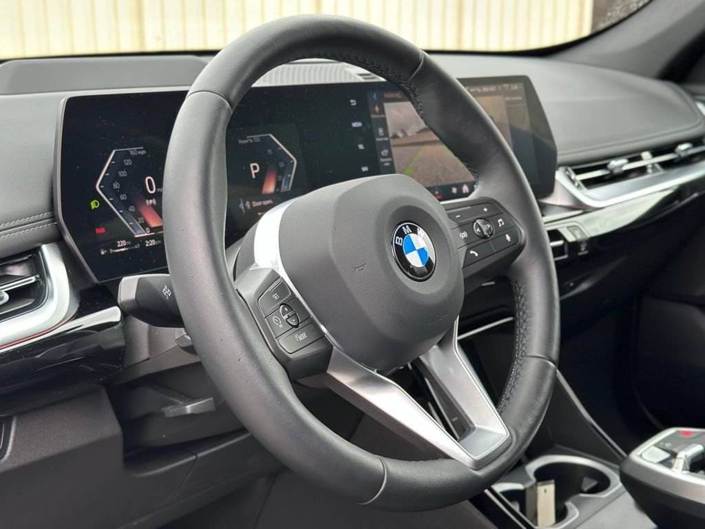 Used 2025 Black Sapphire Metallic BMW xDrive28i image 18