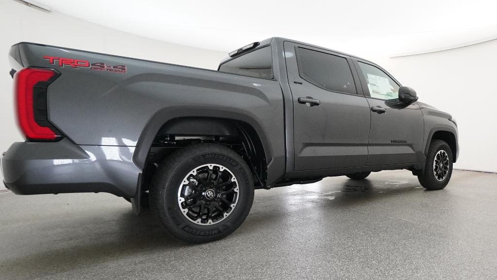New 2026 Magnetic Gray Meta Toyota SR5 image 31