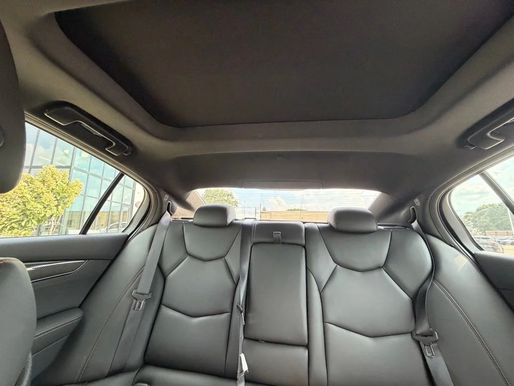 Used 2020 White Cadillac Sport image 25