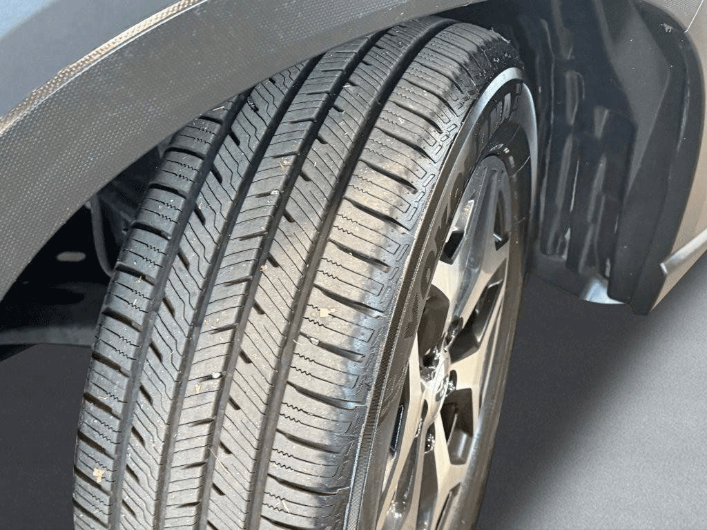 Certified Used 2023 Gray Subaru Premium image 20
