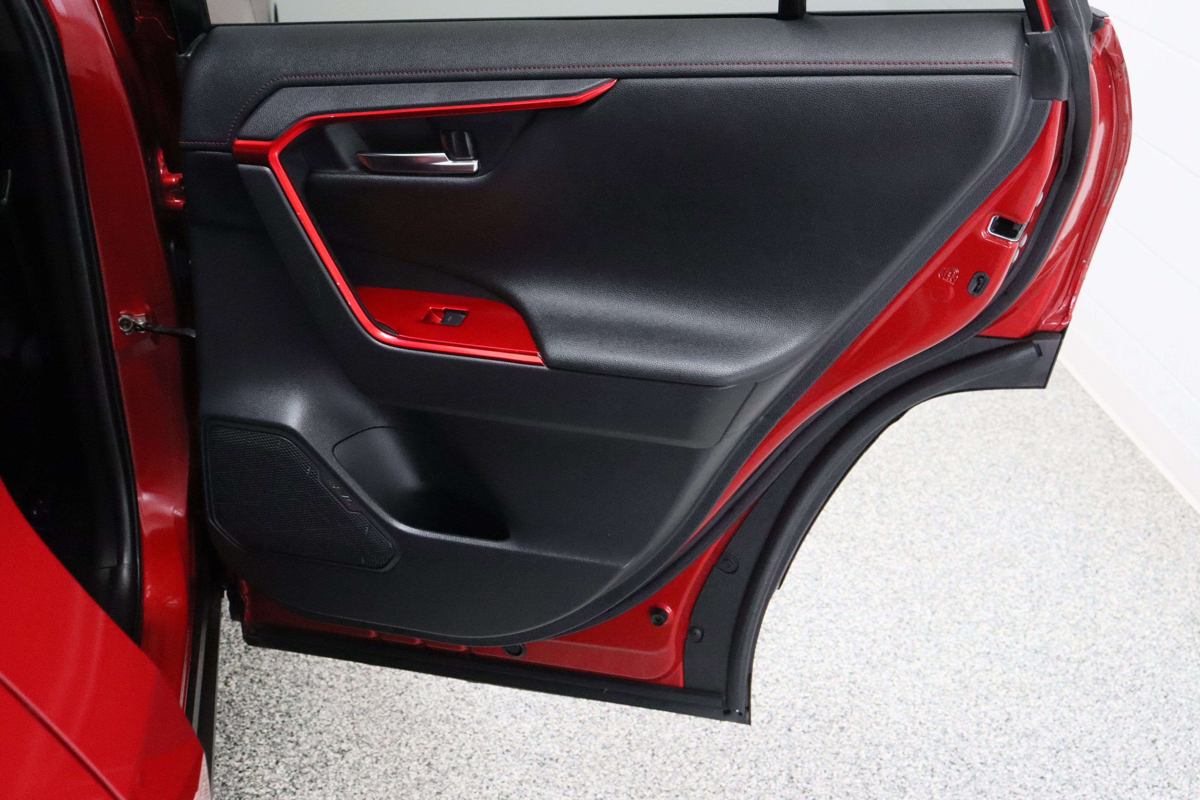 Certified Used 2022 Supersonic Red/Midnight Black Metallic Toyota XSE 2.5L/Electric image 36