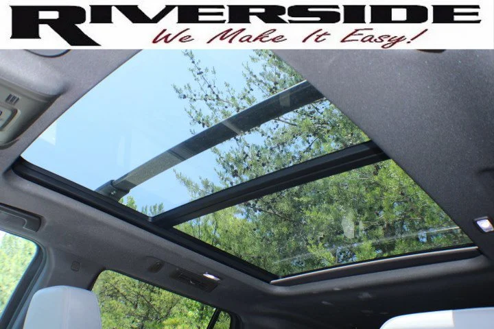 Used 2024 Sterling Gray Metallic Chevrolet LT image 7