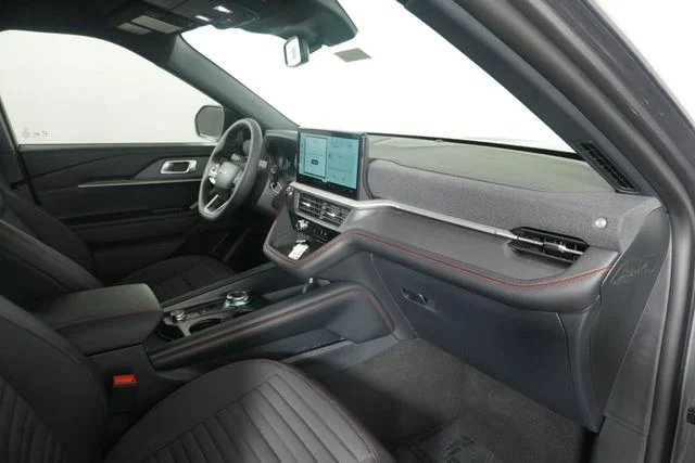 New 2026 Carbonized Gray Metallic Ford ST-Line image 36