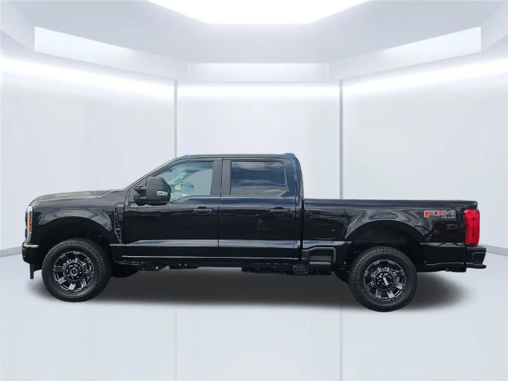 New 2027 Agate Black Metallic Ford F-250® XL image 17