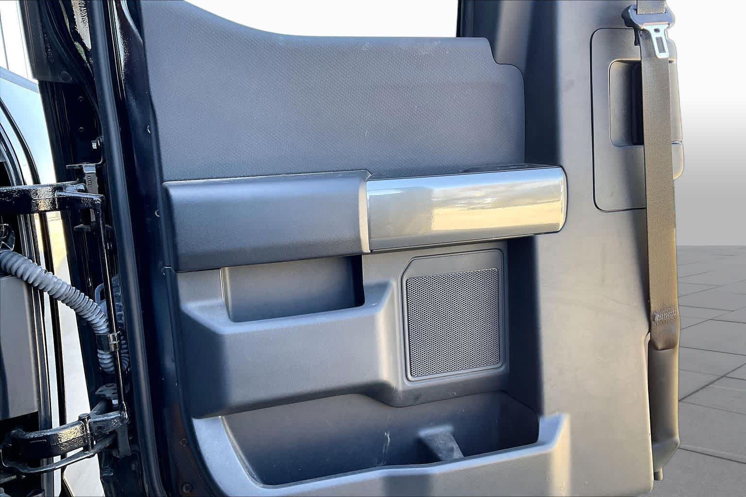 Used 2023 Agate Black Metallic Ford XLT image 39
