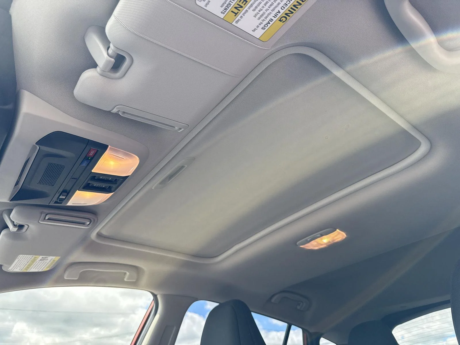 Used 2025 Sun Blaze Pearl Subaru Premium image 8