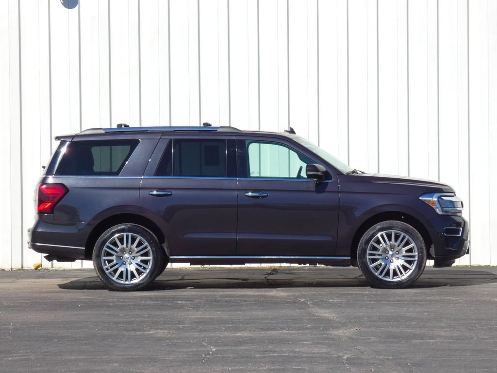 Used 2024 Ford Expedition Limited with VIN 1FMJU2A89REA38525 for sale in Kansas City