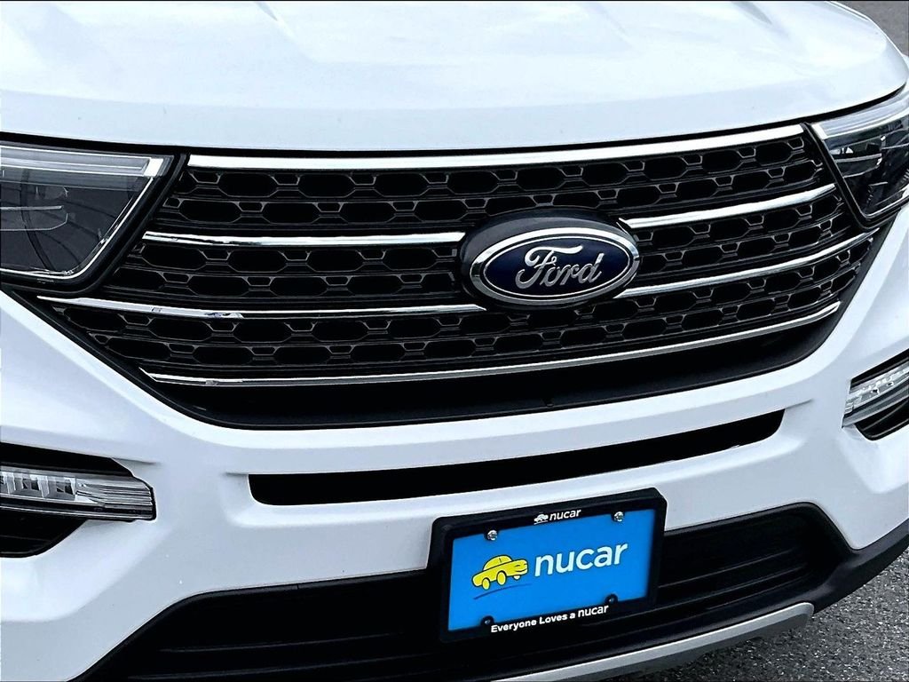 Used 2023 White Ford XLT image 31
