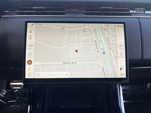 New 2026 Black Land Rover Dynamic SE image 20