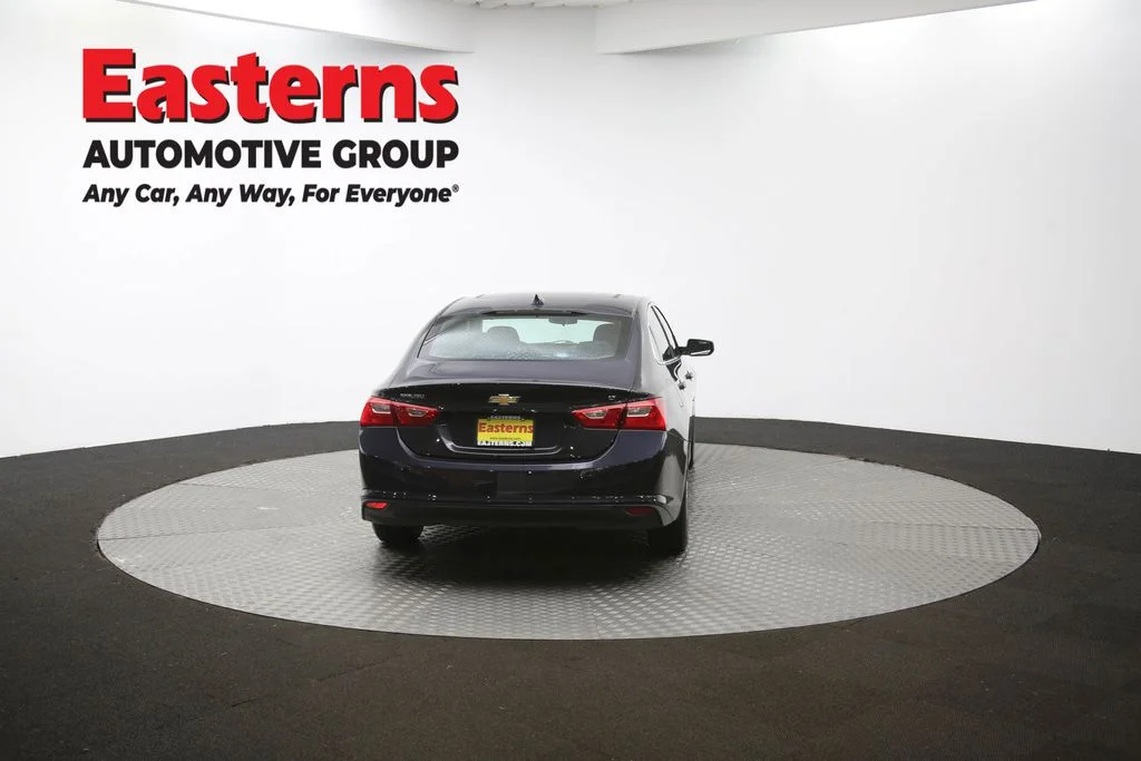 Used 2023 Gray Chevrolet LT image 36