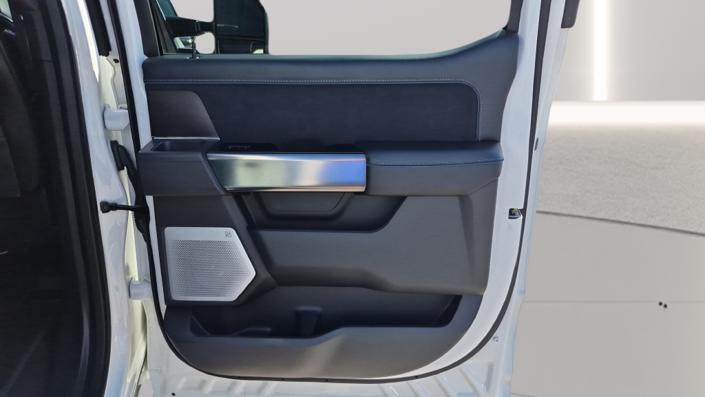 Used 2026 White Ford Platinum image 27