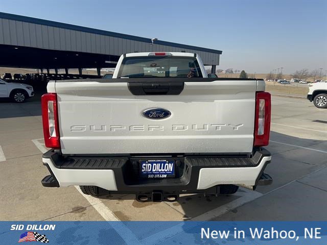 New 2026 Oxford White Ford XL image 4