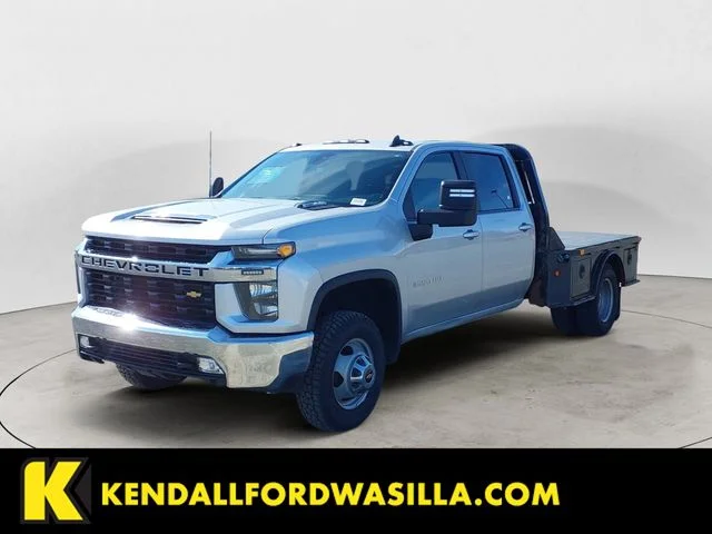 Used 2023 Silver Ice Metallic Chevrolet LT image 1
