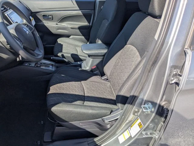 New 2026 Gray Mitsubishi ES image 21