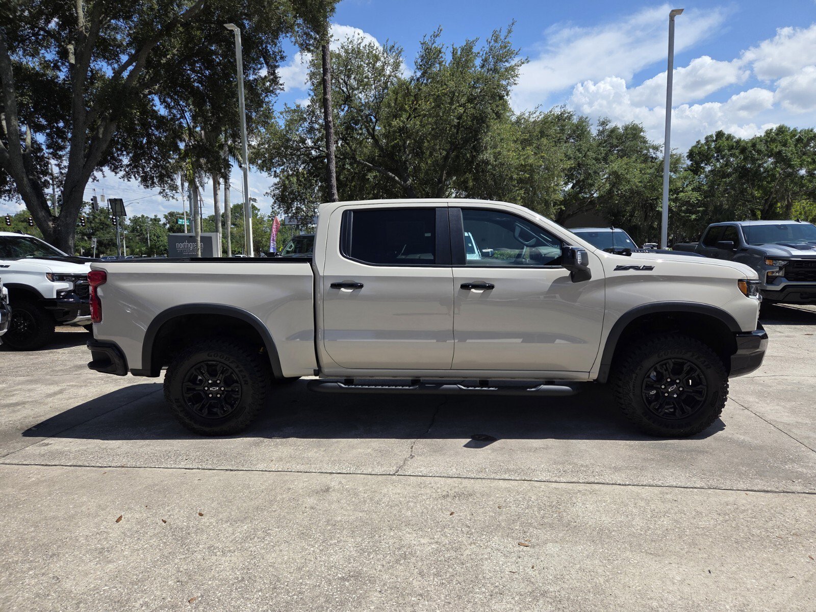 New 2026 White Sands Chevrolet ZR2 image 8