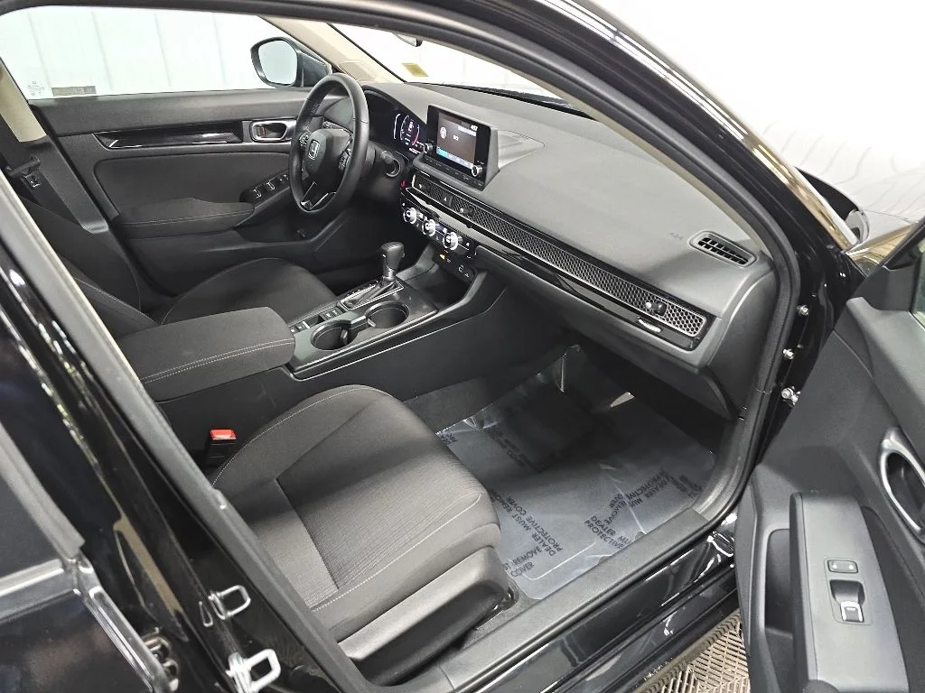 Used 2023 Black Honda EX image 16