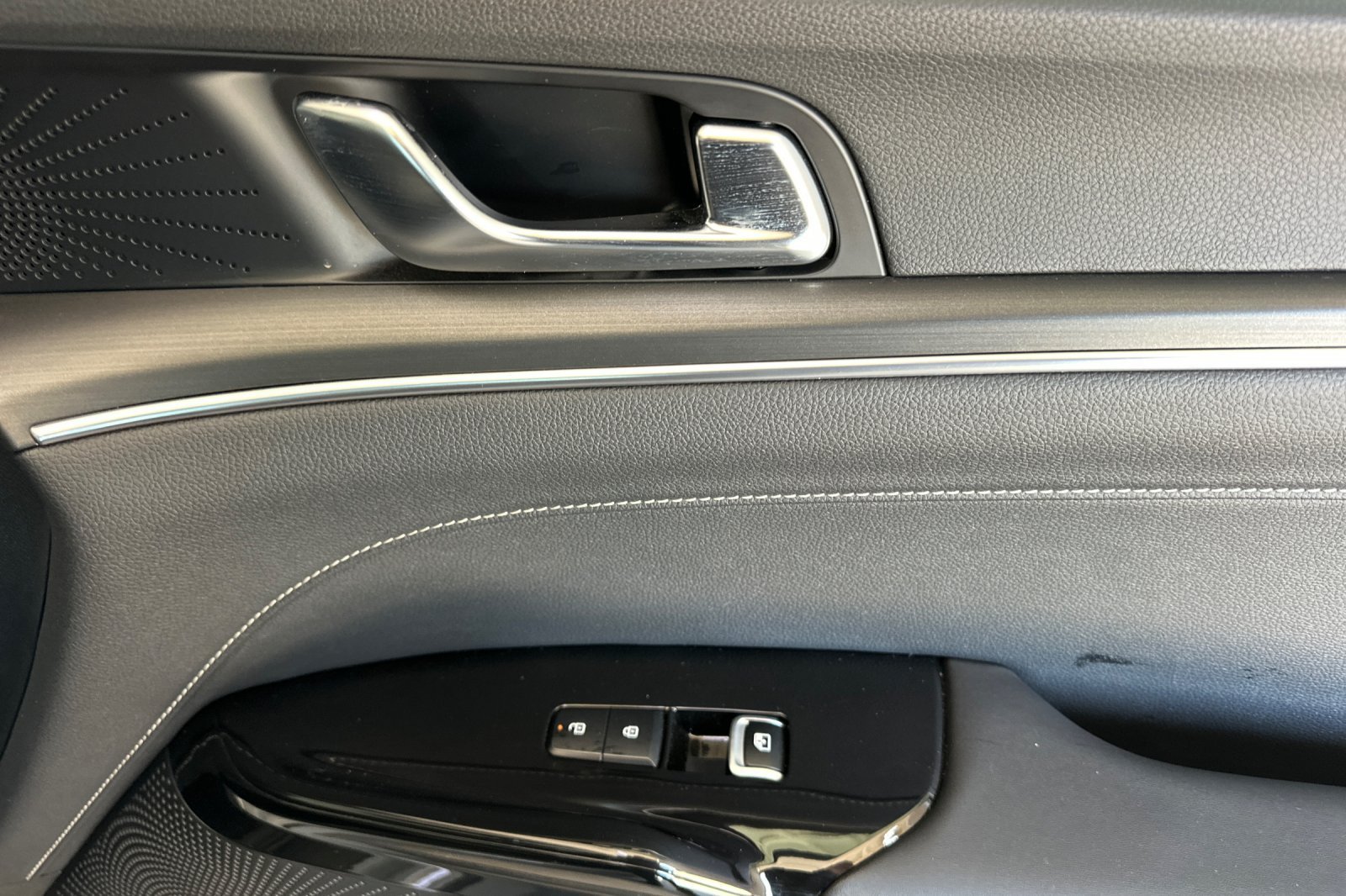 Used 2026 Gray Kia GT-Line image 18
