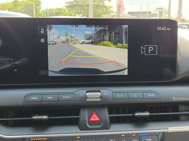 Used 2025 Gray Kia LXS image 24