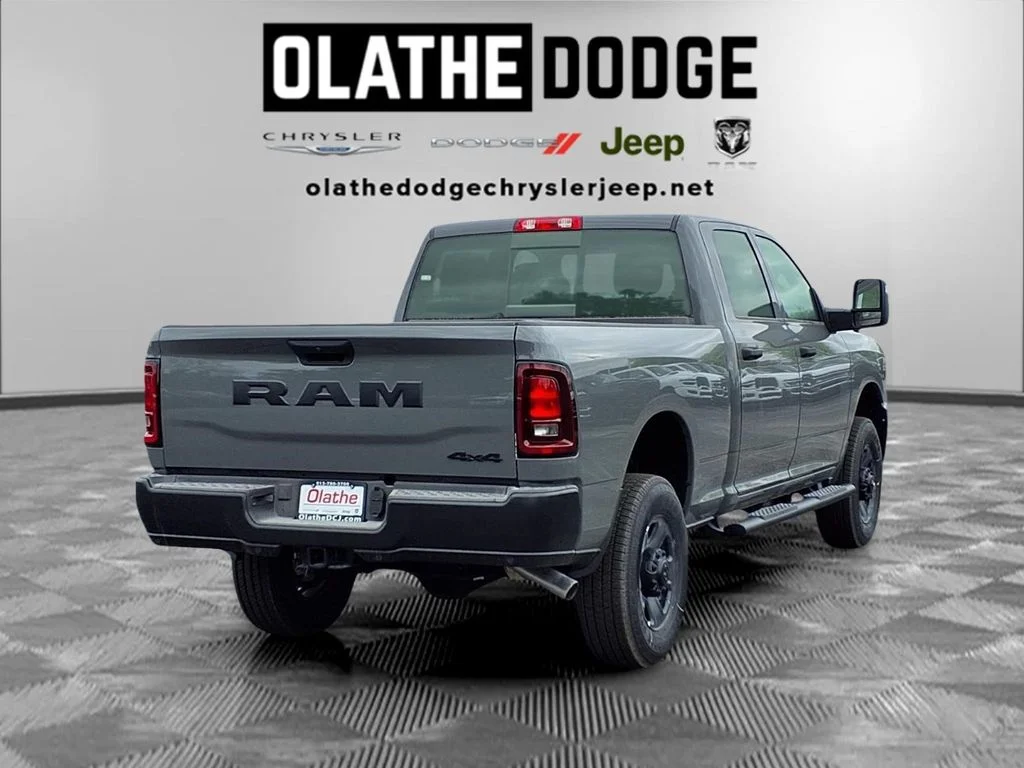 New 2026 Ceramic Gray Clear-Coat Exterior Paint RAM Tradesman image 25