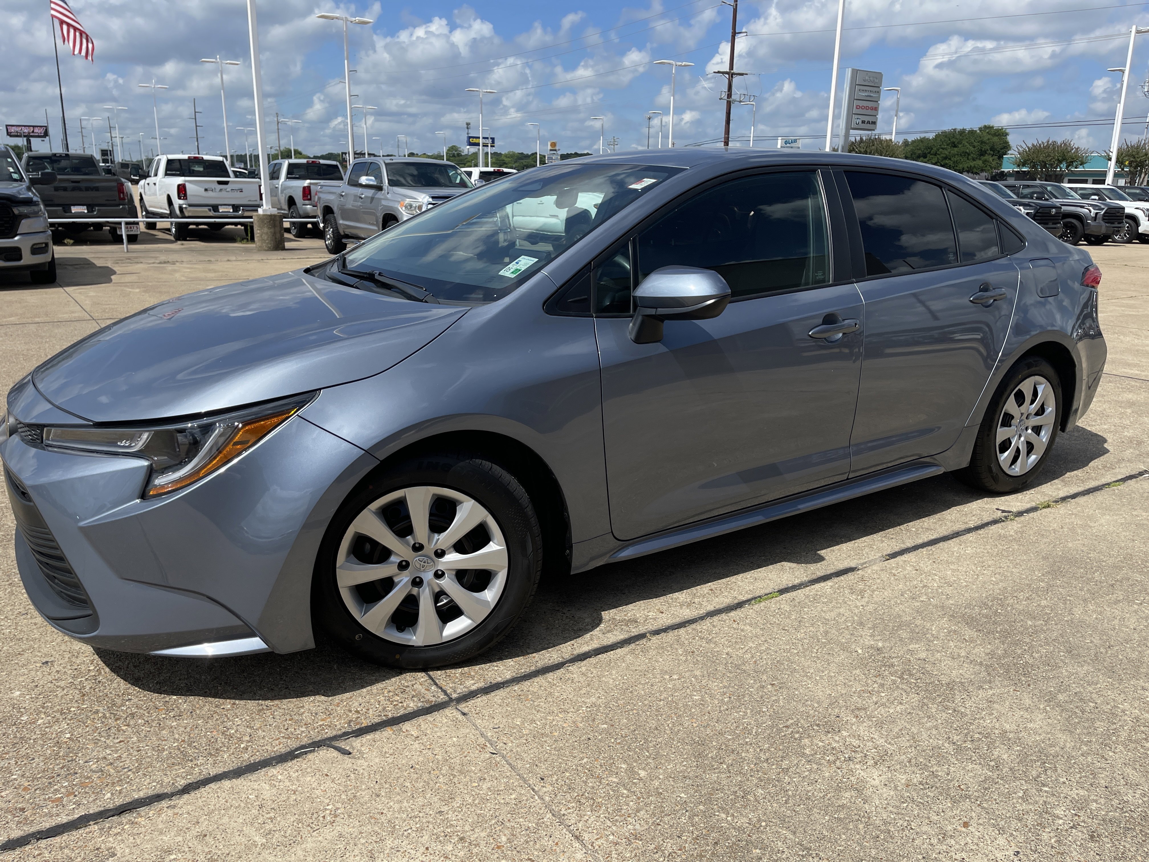 2023 Toyota Corolla LE CVT's photo