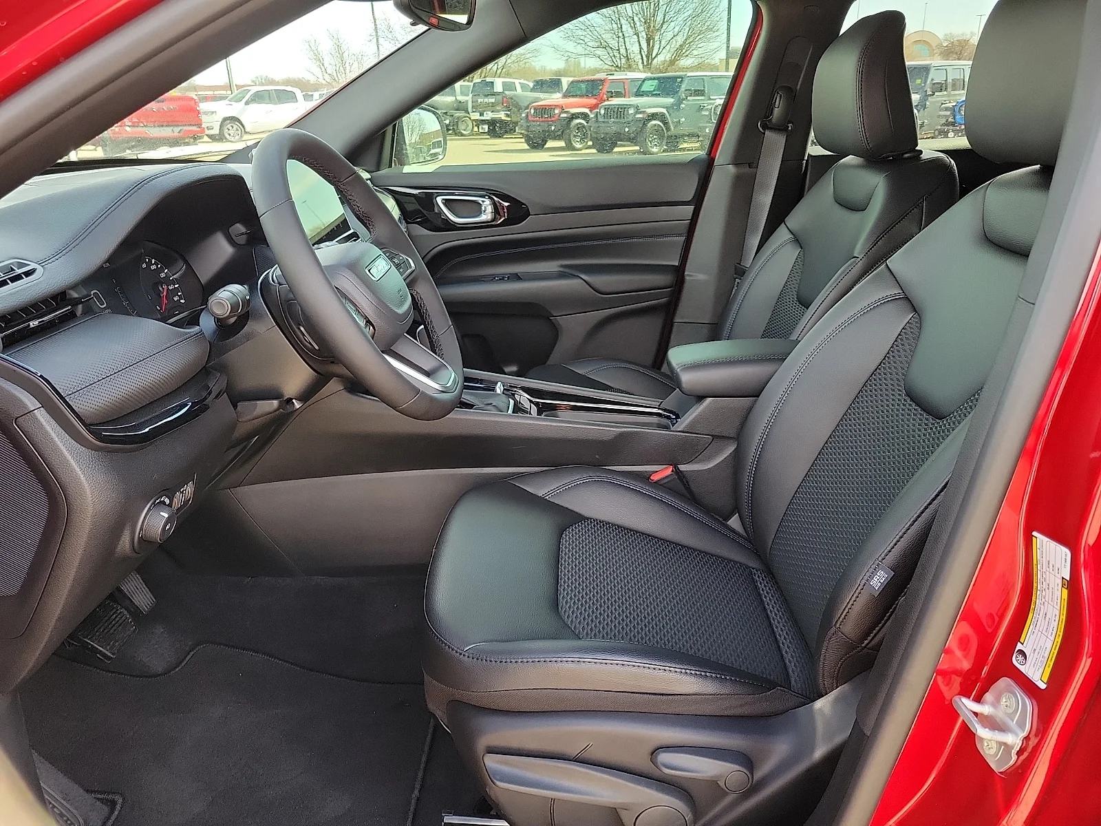 New 2026 Red Hot Pearlcoat Jeep LATITUDE ALTITUDE 4X4 image 12