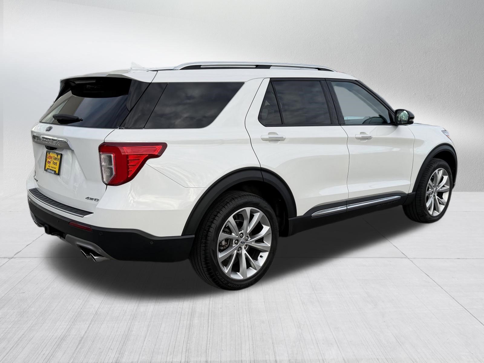 Certified Used 2023 Star White Ford Platinum image 7