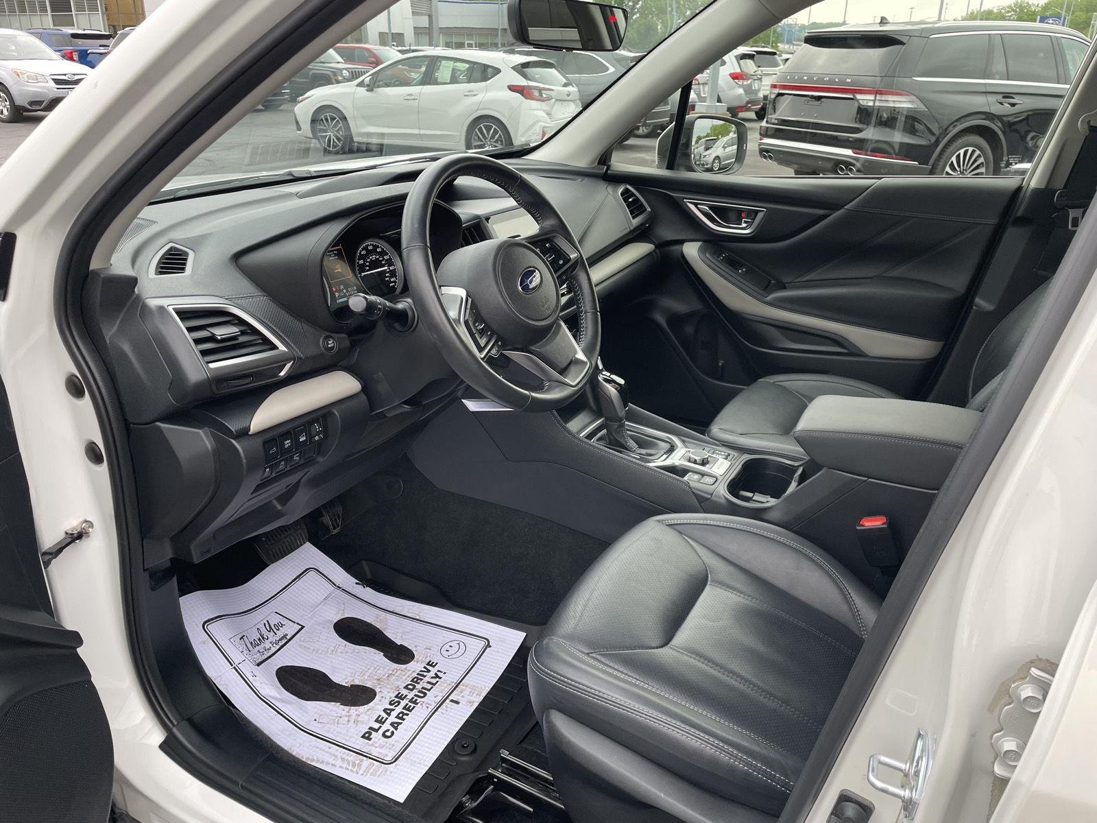 Used 2024 Crystal White Pearl Subaru Limited image 9