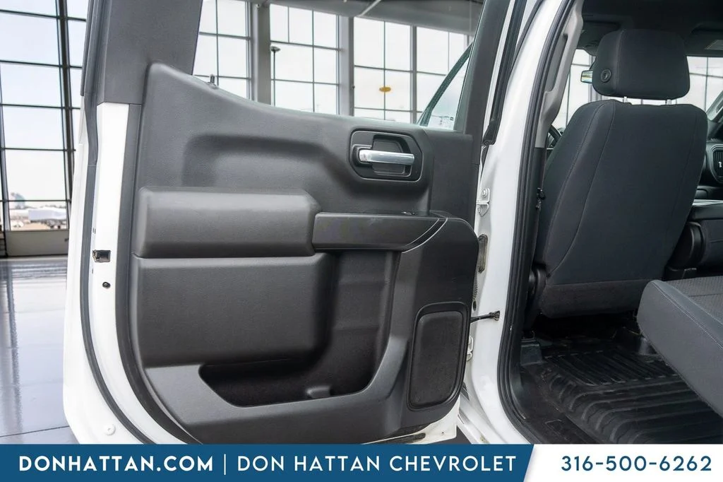 Used 2019 White Chevrolet WT image 15