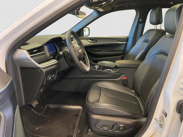 New 2026 White Jeep Limited image 10