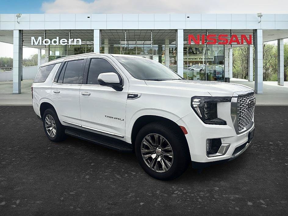 Used 2023 Summit White GMC Denali image 7