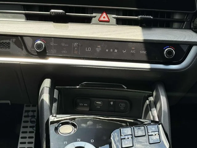 2025 Kia Sportage X-Line Prestige - Photo 21