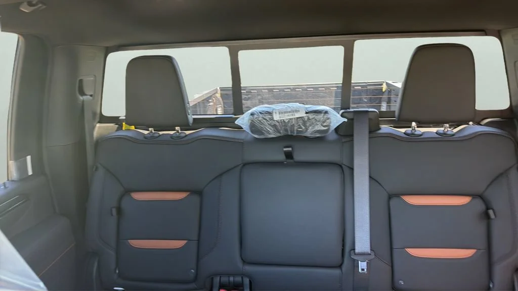 2026 GMC Sierra 2500HD AT4 - Photo 16