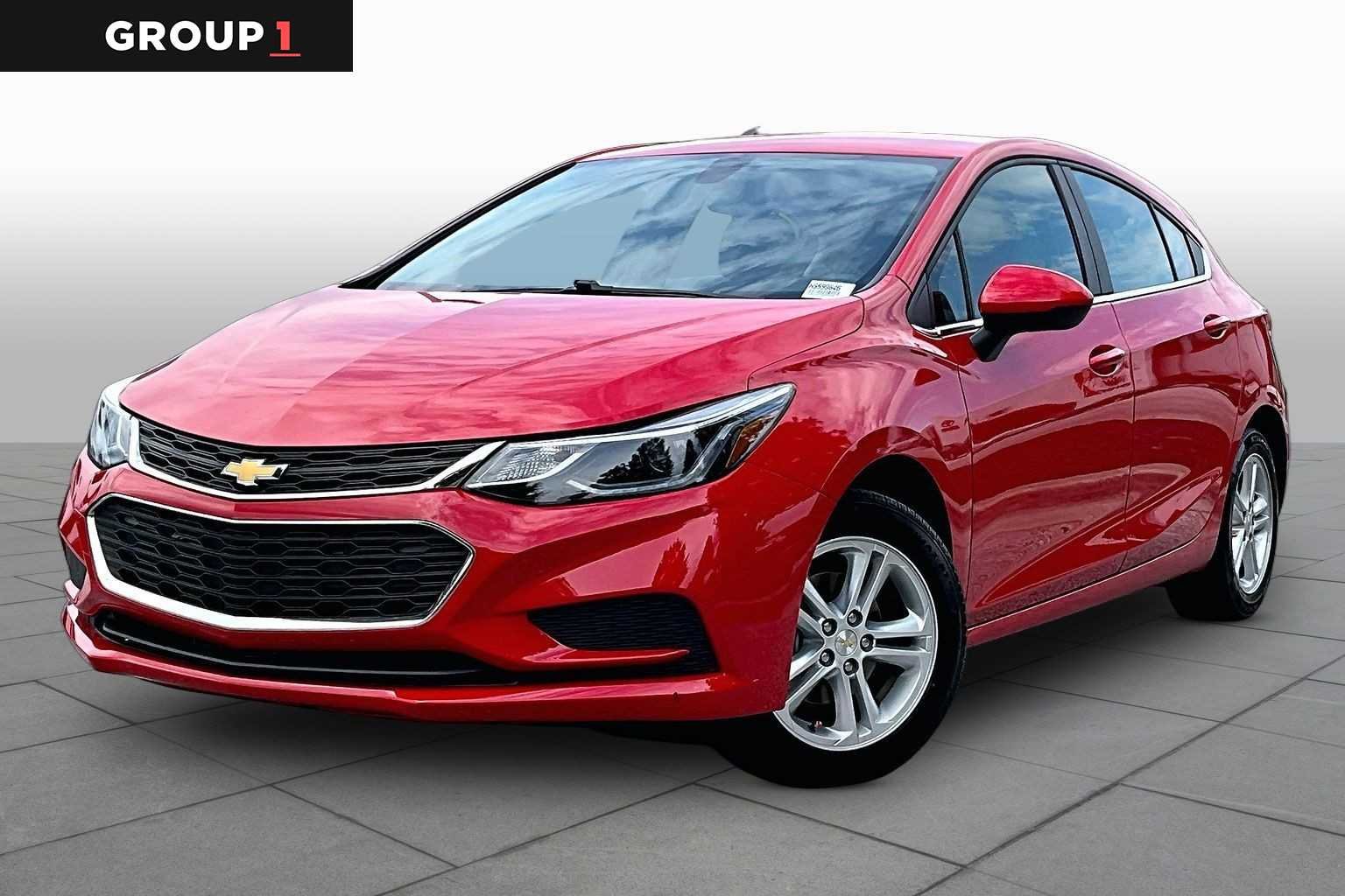 2017 Chevrolet Cruze LT Hatchback Auto's photo