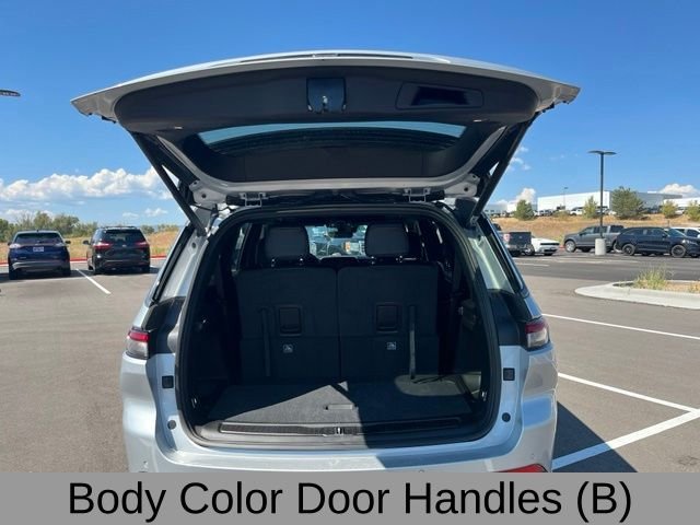 New 2026 Silver Zynith Exterior Paint Jeep Altitude image 27