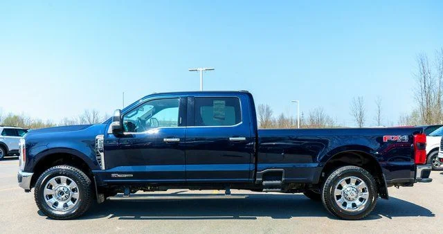 Used 2024 Blue Ford King Ranch image 9