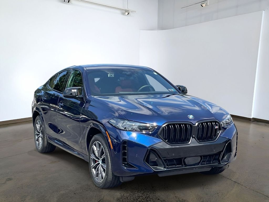 Used 2025 Blue BMW M60i image 3