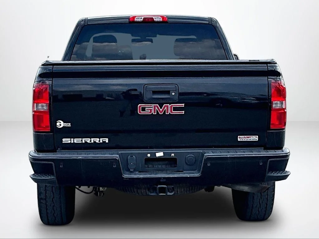Used 2015 Black GMC SLE image 5