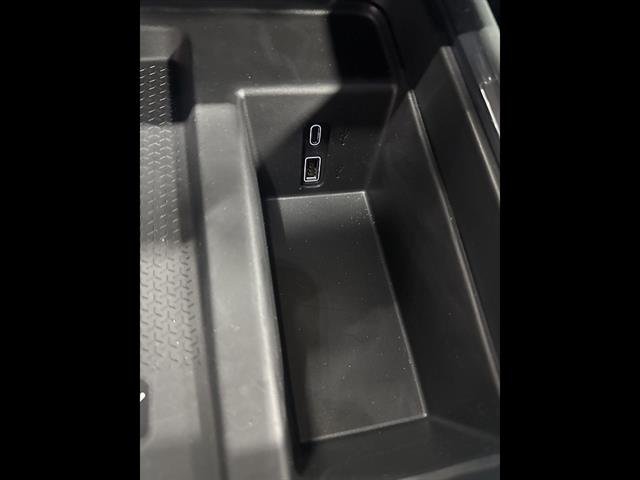 2025 GMC Acadia AT4 - Photo 32