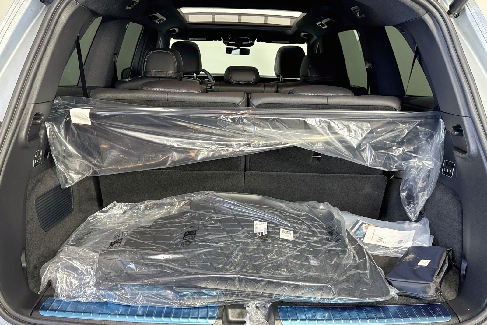 New 2027 Cirrus Silver Metallic Mercedes-Benz GLS 450 image 24