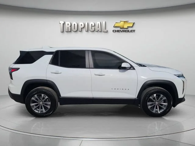 New 2027 Summit White Chevrolet LT image 6