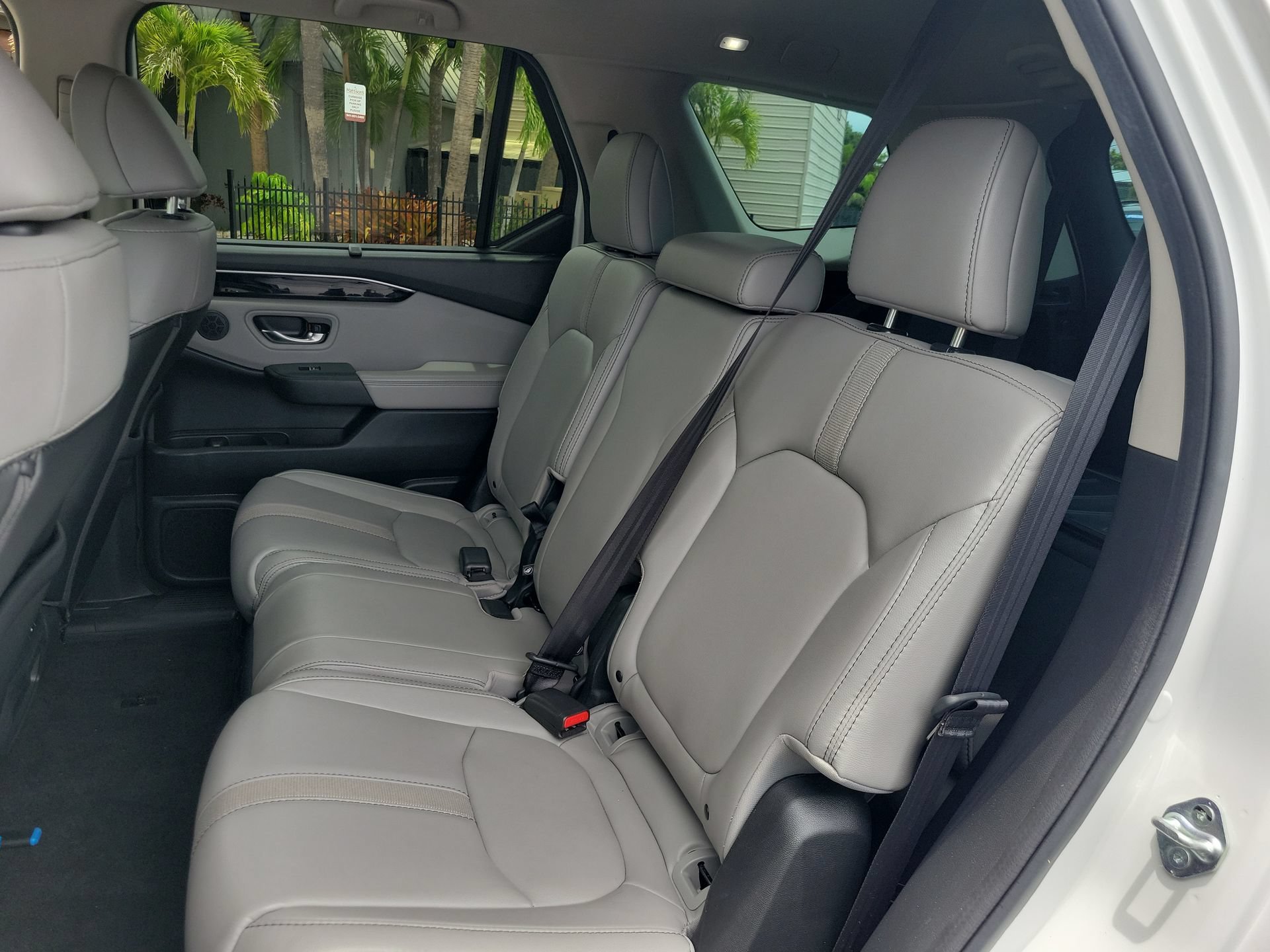 Certified Used 2025 Platinum White Pearl Honda 2WD Touring image 18
