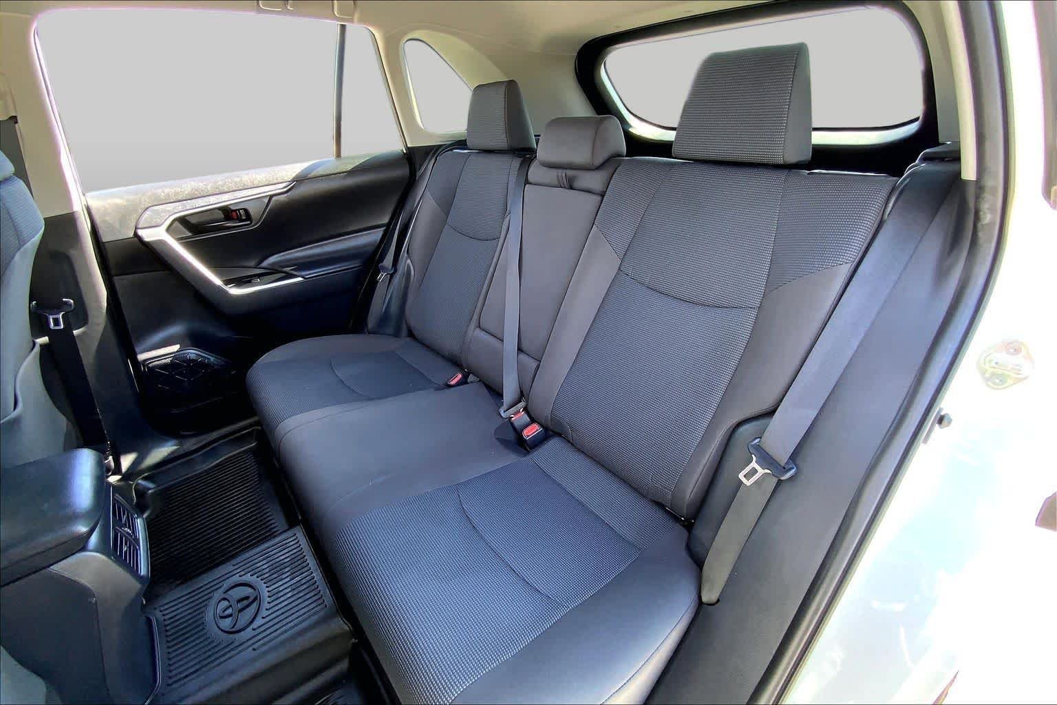 Used 2023 Ice Cap Toyota LE image 20